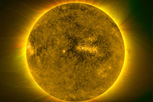 Strahlendes Rätsel gelöst: ForscherInnen fanden heraus, warum die Korona der Sonne heißer ist als die Oberfläche des Sterns. 
