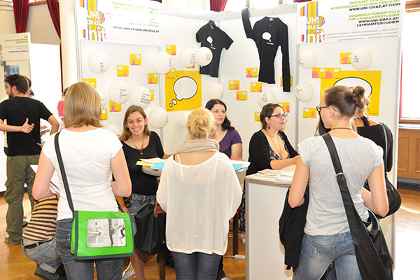 All you can get: Die Erstsemestrigenmesse der Uni Graz "unit:1" erfreut sich großer Beliebtheit. 