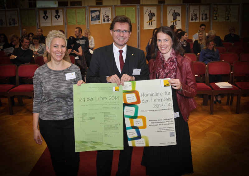Vizerektor Martin Polaschek eröffnete den Tag der Lehre mit Gudrun Salmhofer (rechts) und der Keynote-Speakerin Antonia Scholkmann. 