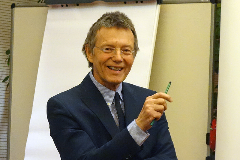 Günther Löschnigg, Professor für Arbeitsrecht, feierte seinen 65. Geburtstag. 