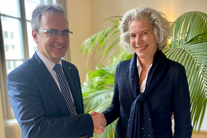 Rektor Riedler zu Besuch bei seiner Amtskollegin an der Uni Leipzig, Rektorin Eva Inés Obergfell. Foto: Lina Hörügel/UL 