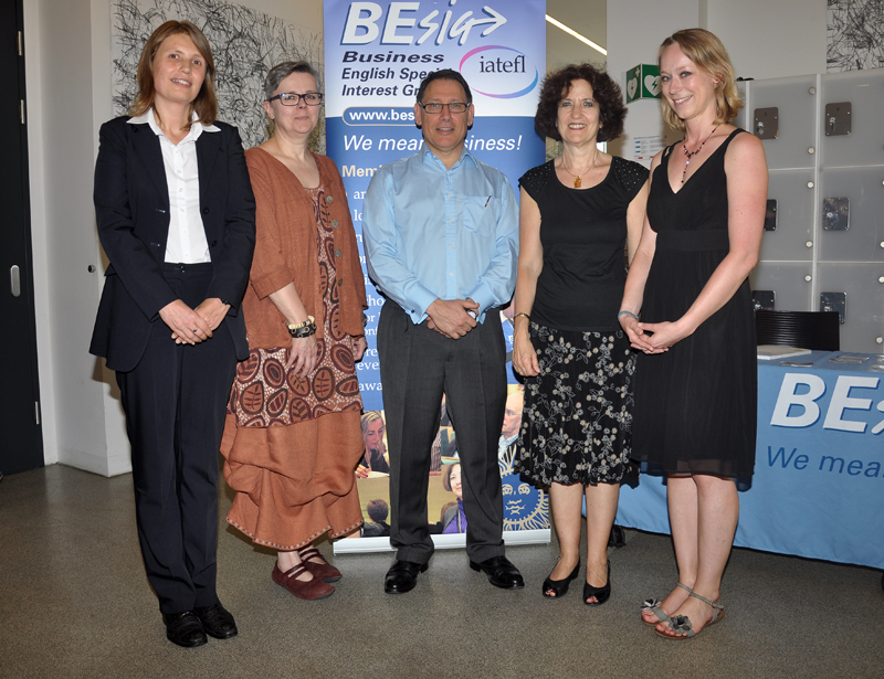 Daniela Unger-Ullmann, Leiterin von treffpunkt sprachen, Vizerektorin Renate Dworczak, Plenarsprecher Evan Frendo, IATEFL BESIG-Koordinatorin Marjorie Rosenberg und Angela Seidl, Organisation seitens treffpunkt sprachen (v.l.). 