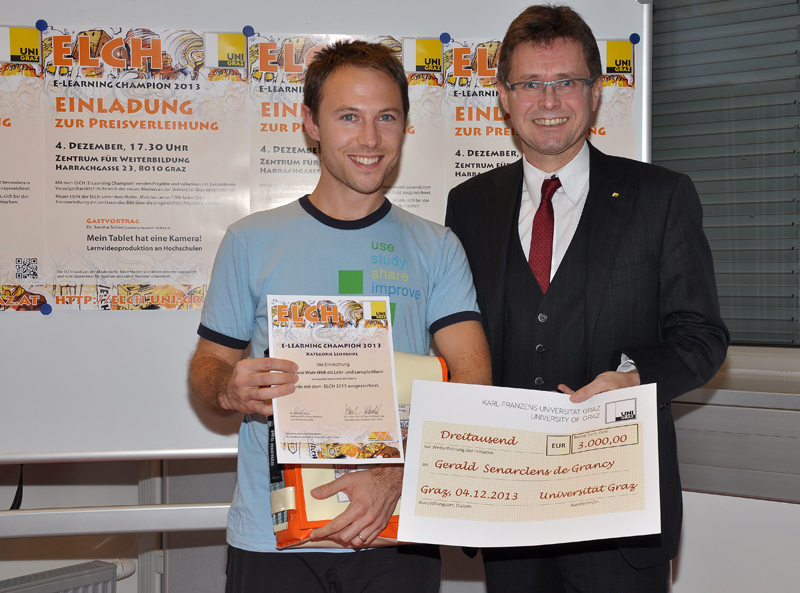 Gerald Senarclens de Grancy (l.) ist heuer Gewinner des Hauptpreises für Lehrende, überreicht wurde er von Vizerektor Martin Polaschek. 