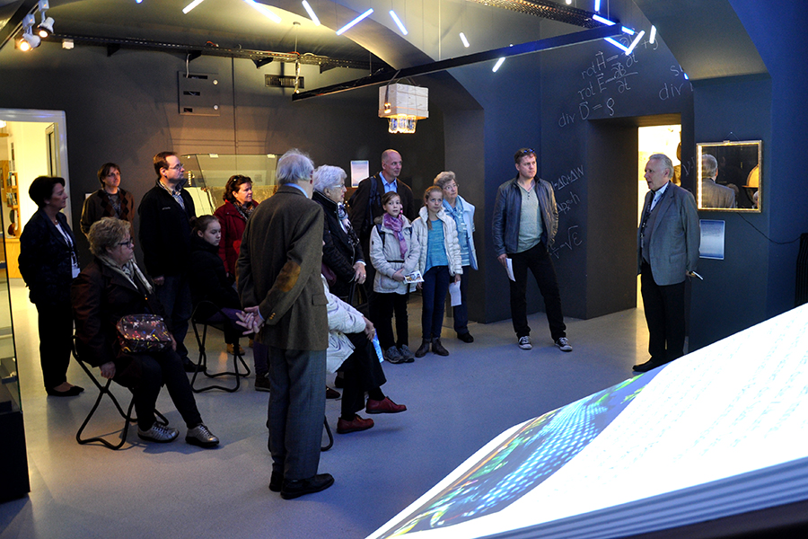 Sonderführungen durch das UniGraz@Museum demonstrierten wie Licht unser Verhalten prägt. 