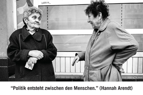 Politische Dimensionen in Diskussion. Foto: CC by Alessandro Galantucci, Lizenz: https://creativecommons.org/licenses/by/2.0/, digital nachbearbeitet 