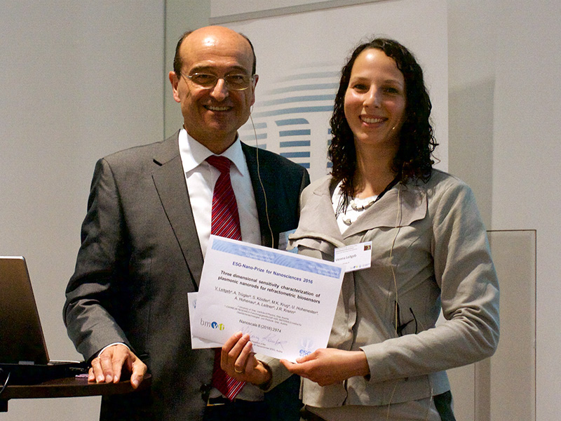 Preisträgerin Verena Leitgeb mit Wolfgang Kautek, Präsident der ESG. Fotos: ESG 