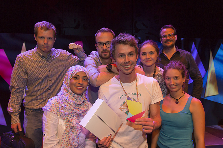 Im Vorjahr begeisterte der Science Slam im Mumuth der Kunstuni. Heuer rocken fünf Slammer-Teams die Bühne - erstmals Open Air bei der Krone Fanzone auf dem Mariahilferplatz. Foto: Lunghammer ©Photoreport Helmut Lunghammer