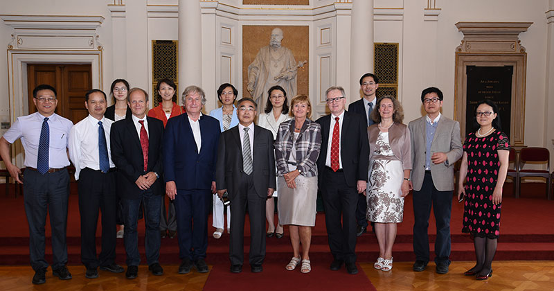 Die chinesische Delegation besuchten die Med Uni Graz und die Karl-Franzens-Universität. 