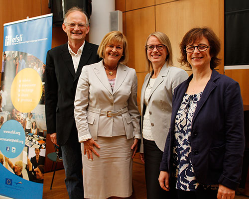 GEWI-Vizedekan Lukas Meyer, Rektorin Christa Neuper, Hanna Risku und Dr. Nadja Grbic vom ITAT 