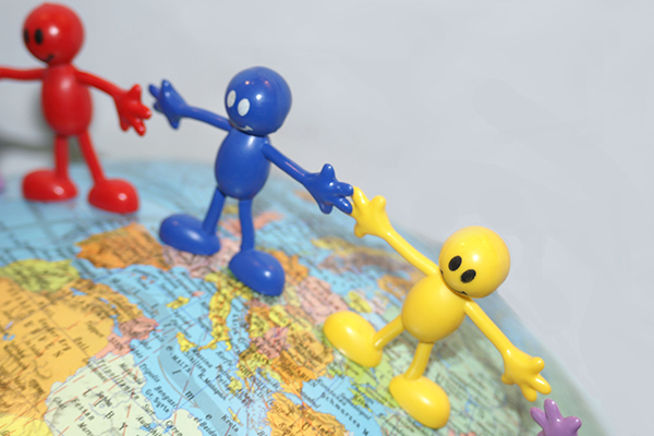 Globale Entwicklungen sind Thema der Vortragsreihe "Integrative Geographie Graz". Foto: Hofschläger/pixelio.de 