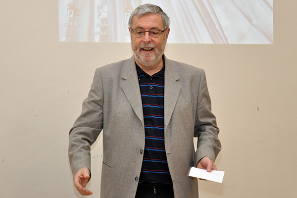 Dekan Helmut Konrad bezeichnete das Mittelalter trotz seines altmodischen Beigeschmacks als spannendes Fach, das Blicke in andere Welten eröffnet. 