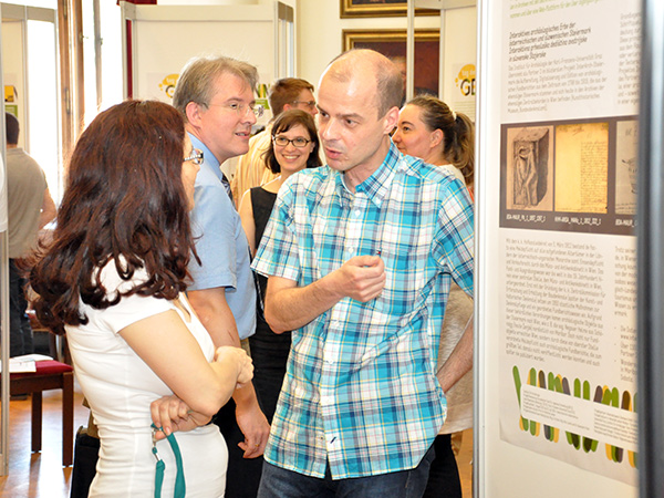 Anhand von Postern präsentierten DissertantInnen und WissenschafterInnen ihre Forschungsprojekte. 