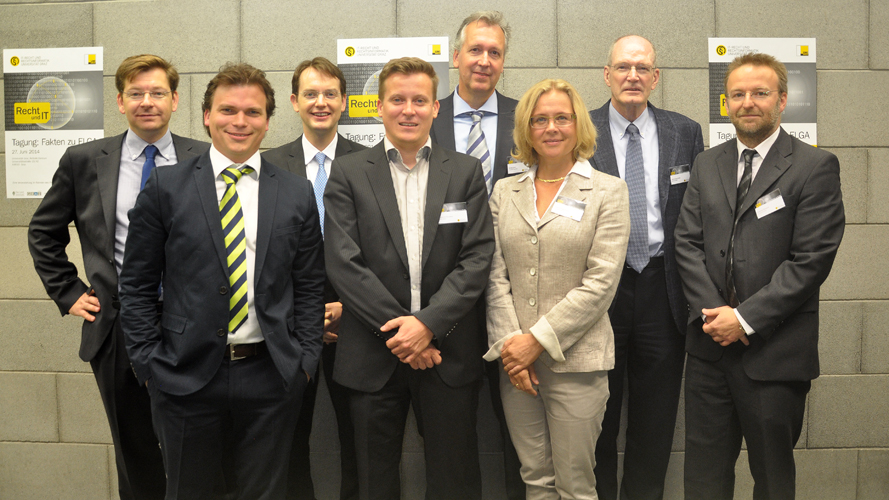 REWI-Vizedekan Stefan Storr, Sebastian Reimer, Stefan Perner, Alexander Kollmann, Dietmar Jahnel, Tagungs-Organisatorin Elisabeth Staudegger, Karl A. Stoetmann und Christian Bergauer (v.l.) bei der Eröffnung der ELGA-Tagung. 