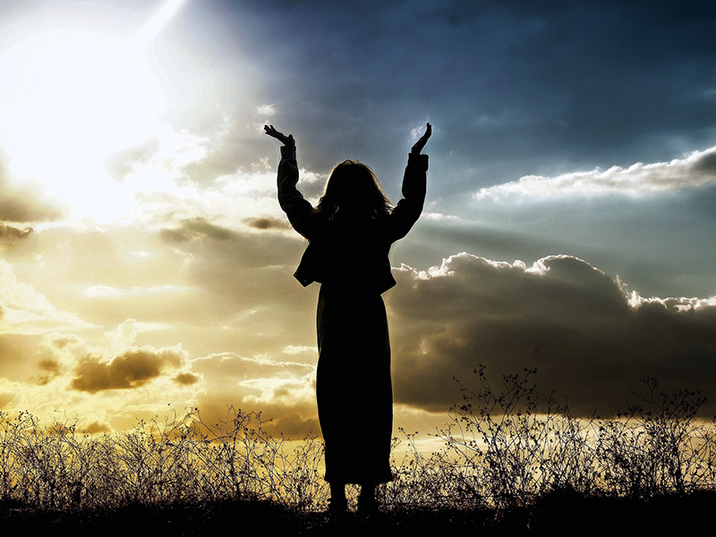 Spirituelle Übungen wie Beten und Meditieren fördern die Konzentrationsfähigkeit. Foto: Pixabay 