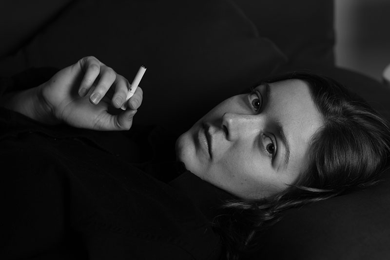 Bei Frauen, die rauchen, ist das Level eines bestimmten Neurotransmitters im Gehirn wesentlich höher als bei Nichtraucherinnen. Foto: ukieiri/pixabay.com 