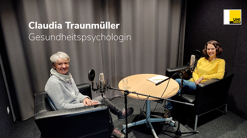 "Wenn mir eine Säule des Gesundheitsverhaltens wegfällt, muss ich andere bewusst stärken", sagt Gesundheitspsychologin Claudia Traunmüller in der aktuellen Folge des Wissenschaftspodcasts "HörSaal". Foto: Uni Graz/Weber. 