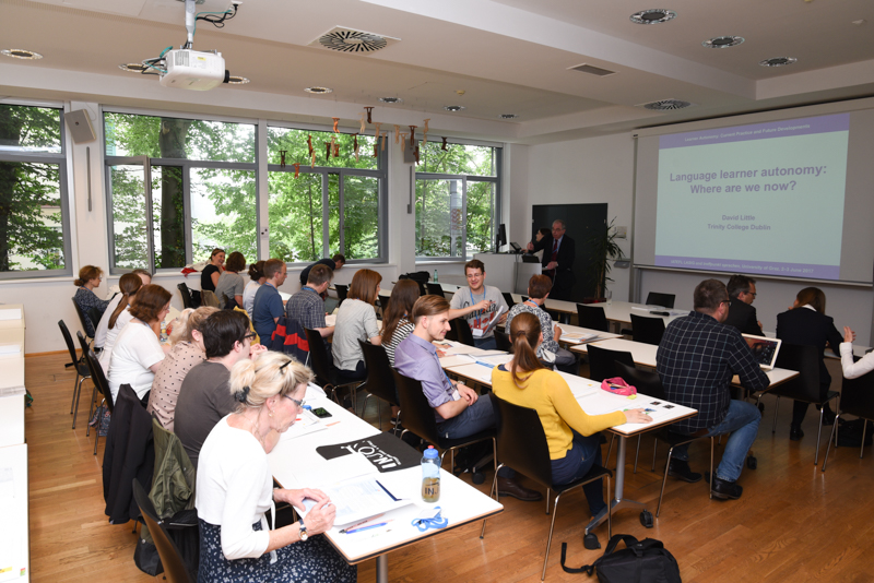 In Vorträgen und Workshops wurde das Konzept "Lernerautonomie" im universitären udn schulischen Sprachenuntericht diskutiert. ©Uni Graz/Tzivanopoulos