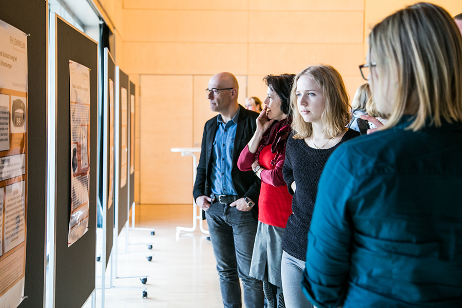 Die Ideen von Studierenden am Department für Gesundheitsstudien der FH JOANNEUM wurden im Rahmen einer Poster-Session präsentiert. Foto: FH JOANNEUM 