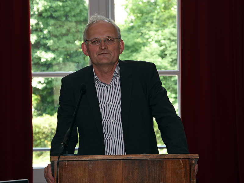 Dekan Lukas Meyer hob die Qualität der Ausbildung an seiner Fakultät hervor, die in den letzten Jahren durch verschiedene Programm gezielt verbessert werden konnte. ©Uni Graz/Eklaude