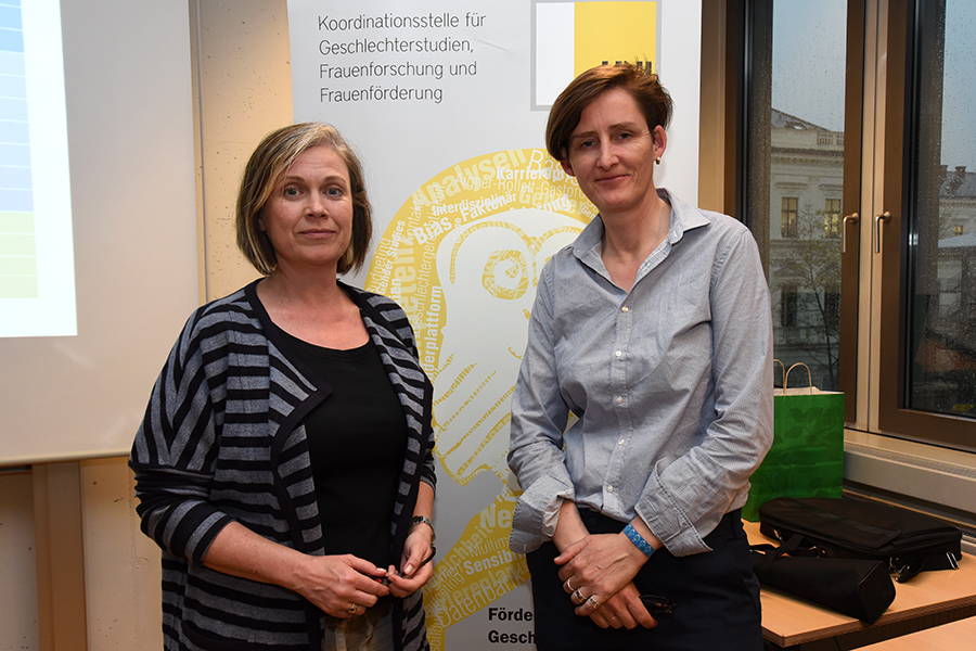 Barbara Hey (links), Leiterin der Koordinationsstelle für Geschlechterstudien und Gleichstellung, und Sybille Bauriedl, Aigner-Rollett-Professorin im Sommersemester 2017 an der Uni Graz. 