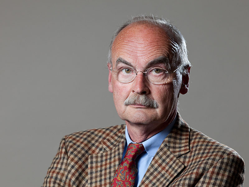 Historiker Dieter A. Binder mit zwei Verdienstzeichen ausgezeichnet 