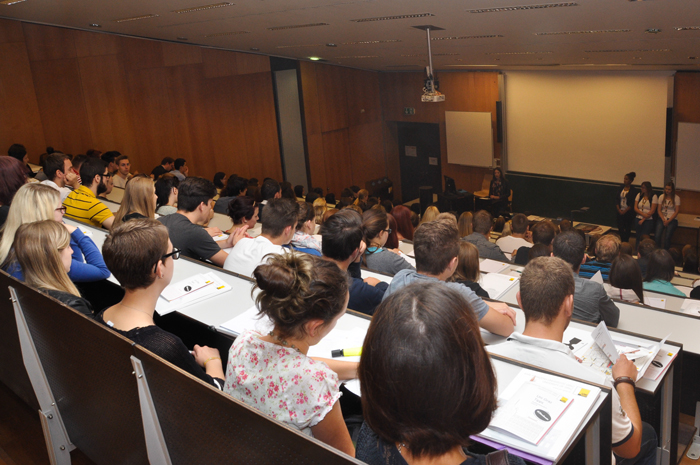Mehr als 180 interessierte SchülerInnen und MaturantInnen waren gekommen, um sich die Uni Graz näher anzuschauen. Fotos: Uni Graz/Tzivanopoulos 