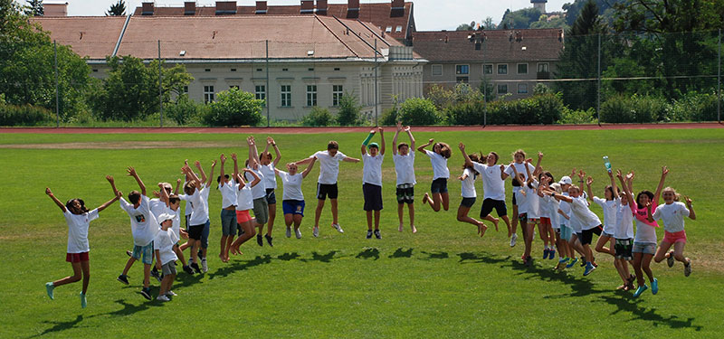 Die Anmeldung für die SommerKinderUni startet am 4. Mai. Foto: KinderUniGraz. 