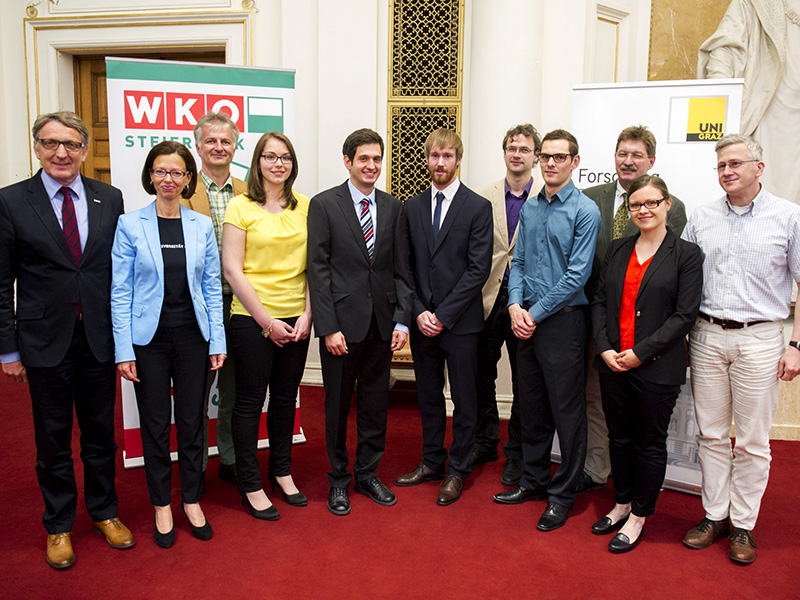 WK-Präsident Josef Herk, Barbara Haselsteiner (Leiterin Forschungsmanagement und -service), Betreuer Alfred Posch, Stipendiatin Daliborka Krajisnik, Stipendiat Christian Mühlehner, Stipendiat Patrick Rosenberger, Betreuer Wolfgang Kroutil, Stipendiat St 