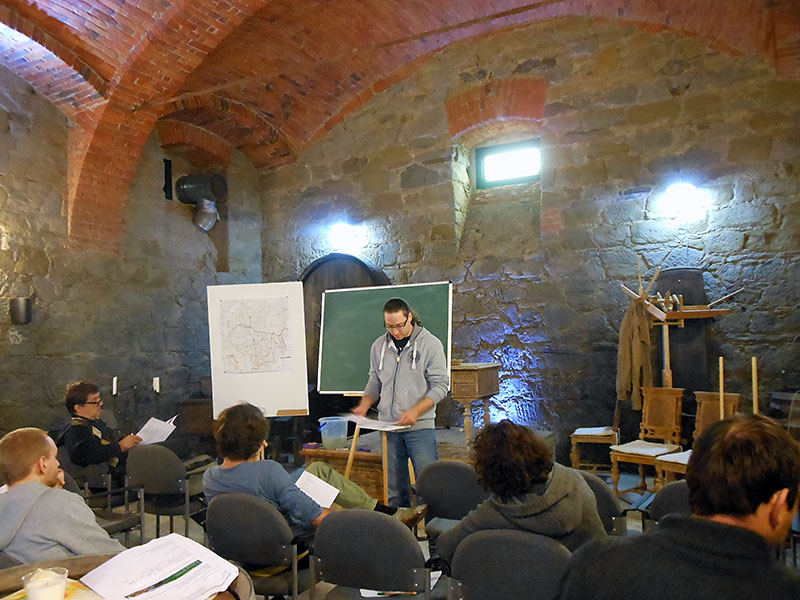 Zwischen 4. und 7. November 2013 präsentierten die Studierenden ihre Projekte in der Weinschenke Eory am Pößnitzberg in Leutschach. 