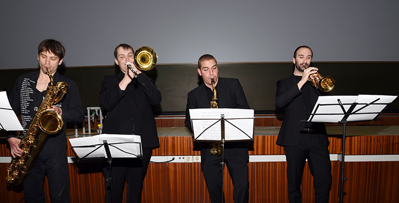 Einen musikalischen Gruß gab es von einem Quartett der Kunstuniversität. 