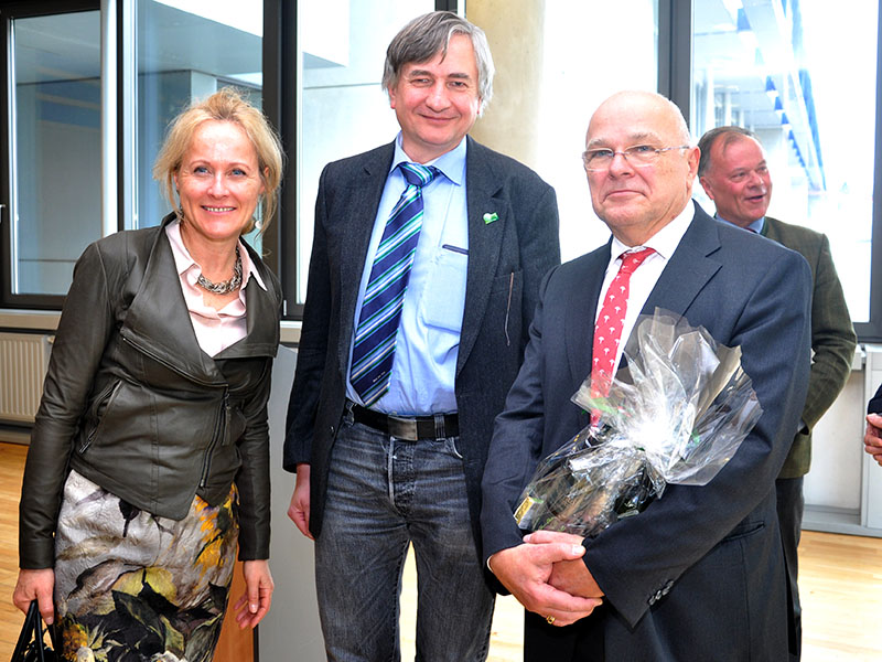 Marko ist unter anderem Mitglied des Universitätsrates der Medizinischen Universität Graz. Es gratulierten daher Uniratsvorsitzende Cattina Leitner und Rektor Josef Smolle. 