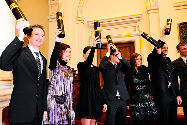 Den Abschluss in Erinnerung rufen, StudienkollegInnen wieder treffen: Beim Homecominig Day am 26. September bietet sich die Gelegenheit dazu. Foto: Uni Graz/Gubisch 