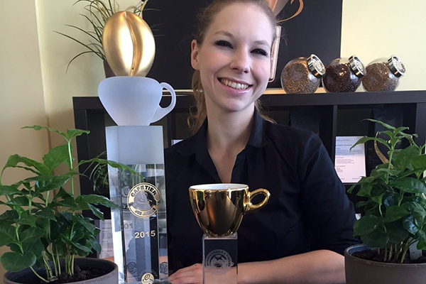 Jennifer Nydegger ist dank Uni-Graz-Erde die beste Barista des Jahres 2015. Foto: Turm & Bogen 