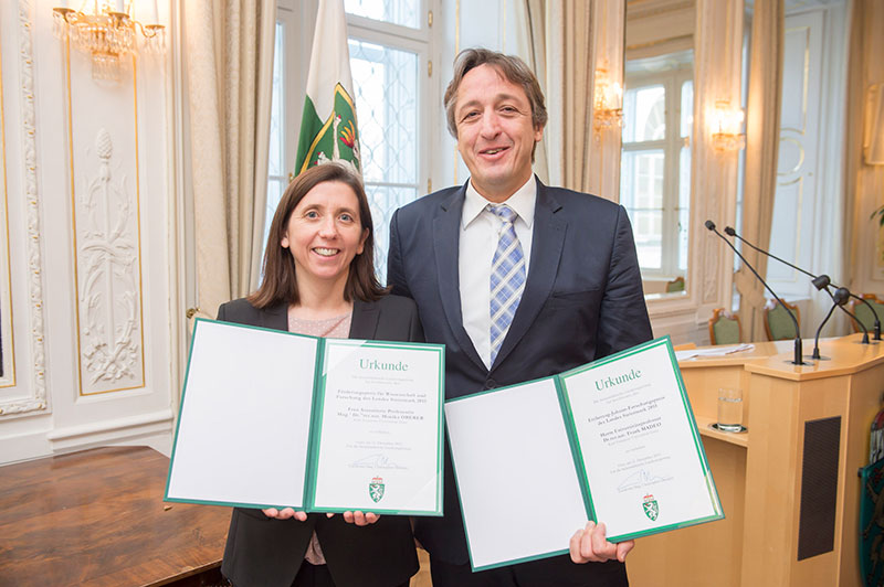 Monika Oberer und Frank Madeo wurden mit Forschungspreisen des Landes ausgezeichnet. Fotos: Fischer. 