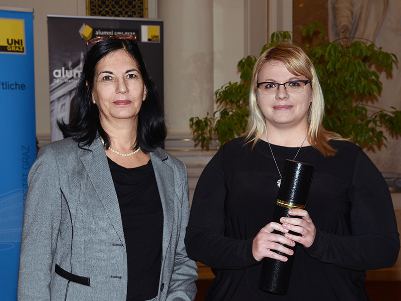 ... und Tanja Gerlza (3. Preis). Den 1. Preis erhielt Elisavet Georgopoulou, die ihre Auszeichnung nicht persönlich entgegennehmen konnte. 