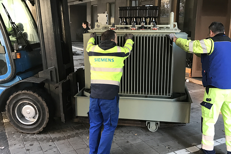 … und ein neuer eingebaut. Foto: Uni Graz/Pertl ©Uni Graz/Pertl