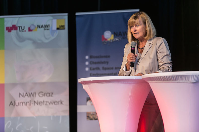 10 Jahre NAWI Graz sind Grund zum Feiern: Uni-Graz-Rektorin Christa Neuper ... 