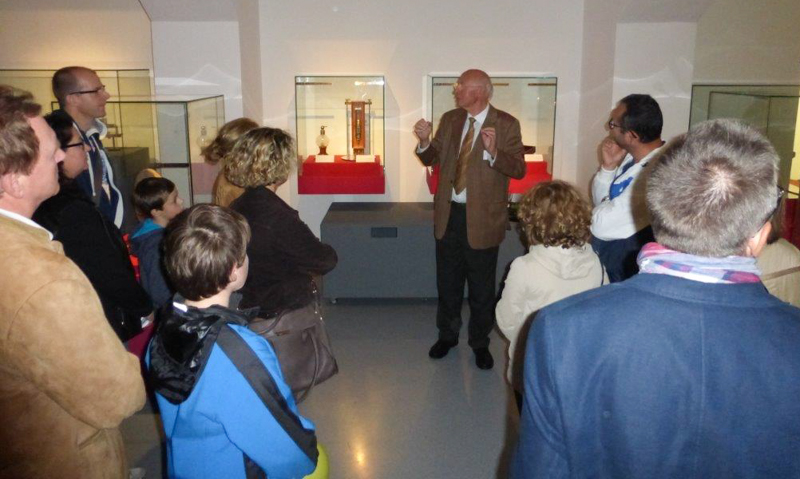 Führungen auch durch das UniGraz@Museum. Rund 6.800 Interessierte statteten der Uni Graz im Rahmen der Aktionsnacht einen Besuch ab. Fotos: Franz Stangl, Christidis 