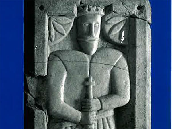 Grabplatte von Otakar I., später umgedeutet als Denkmal des Klosterstifters Otakar III. bzw. seit der Barockzeit Gnadenbild zur Verehrung des heilig gesprochenen Kaisers Heinrich II. 