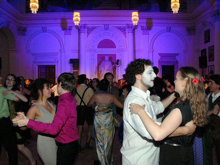 Für Ball-Impressionen bitte weiterklicken 