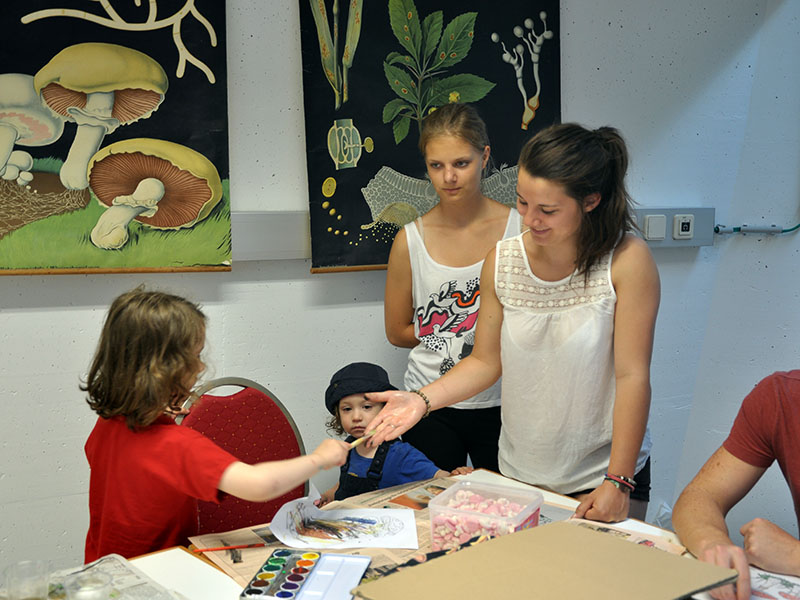 ... bei Kinder-Workshops ... 