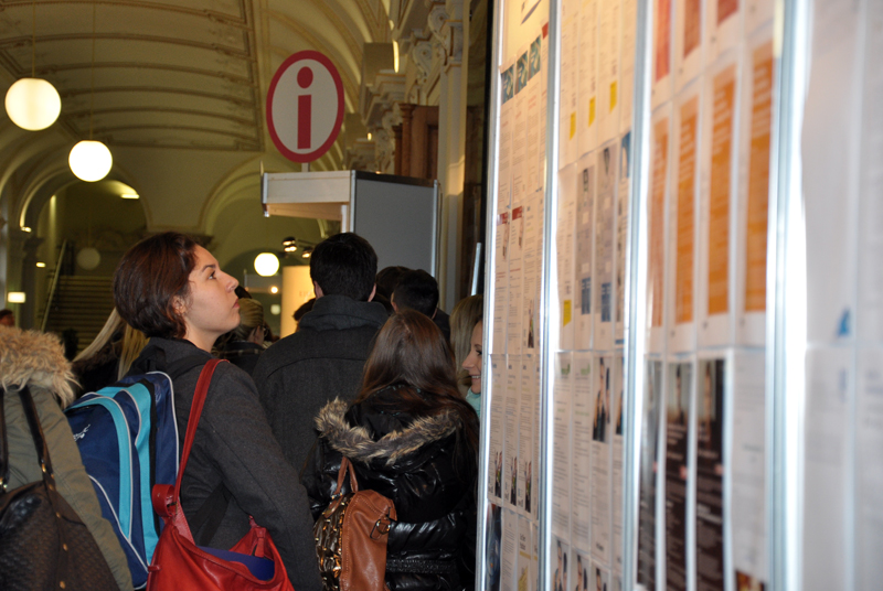 Alle Infos rund um die Karriere gibt es auf der Excellence-Messe am 11. November in der Aula. Foto: Uni Graz/Kastrun. 