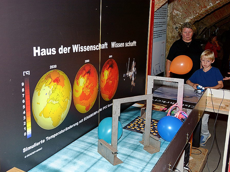 Das Haus der Wissenschaft/Zeitgeschichtelabor präsentierte anschaulich, wie sich der Klimawandel auswirkt. ©CP-PICTURES