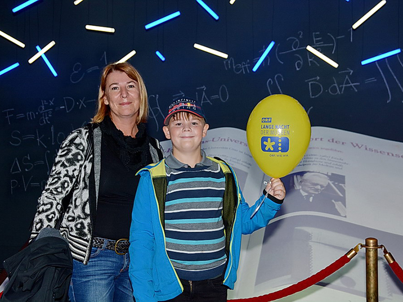 „Bist du Bibel…?“ lautet der Name der aktuellen Sonderausstellung, die derzeit größte Bibel-Schau des Landes, mit mehr als 200 Bänden. ©CP-PICTURES