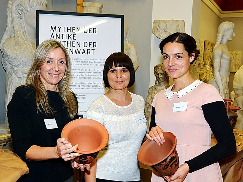 Wie die Menschen vor rund 2 000 Jahren lebten, lässt sich anhand von bemalten Vasen und anderen Gegenständen rekonstruieren. Fotos: uni Graz/cp-pictures ©CP-PICTURES