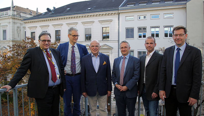 Hans-Peter Folz, Gabriel Toggenburg, Joseph Marko, Gerd Oberleitner, Markus Möstl und Stefan Storr (v.l.). Foto: Schmiedl/ETC 