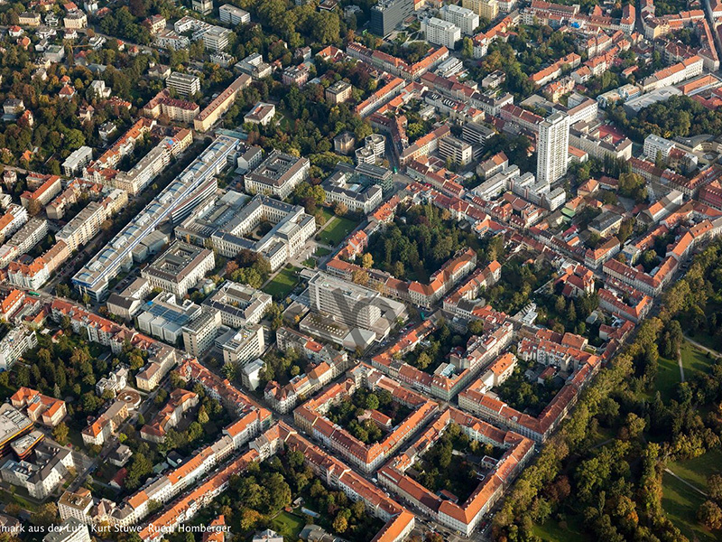 Blick ins Buch: Der Campus der Uni Graz aus der Vogelperspektive. Foto: Stüwe/Homberger 