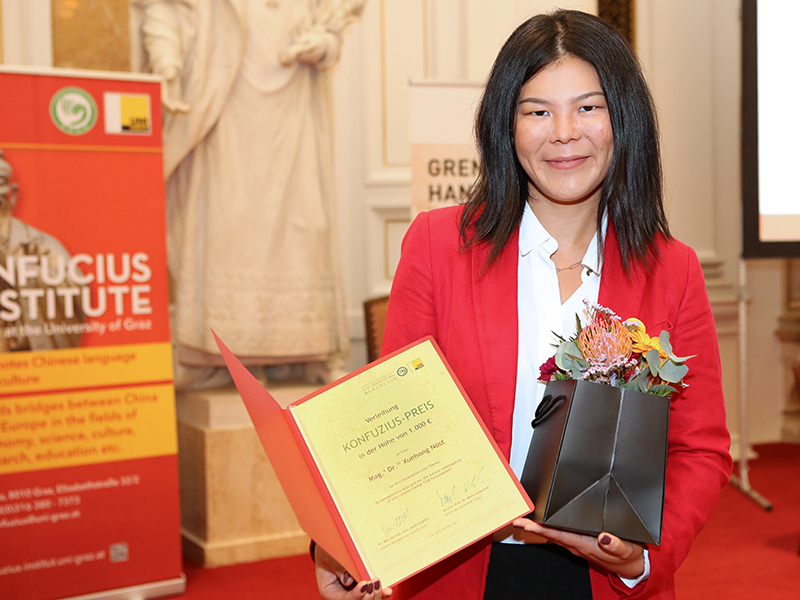Xuehong Nöst erhielt den ersten Dissertationspreis des Konfuzius-Instituts an der Universität Graz. Foto: Konfuzius-Institut 