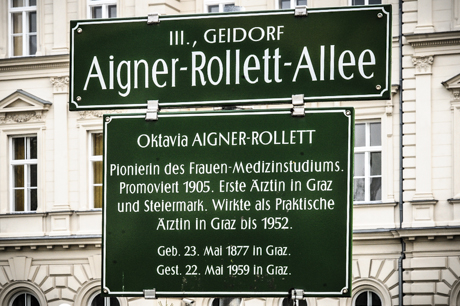 Die Ausstellung zeigt die Grazer Straßen, Gassen und Orte, die ihre Namen von Politikerinnen, Pionierinnen und anderen berühmten weiblichen Persönlichkeiten erhalten haben. ©Ulrike Rauch