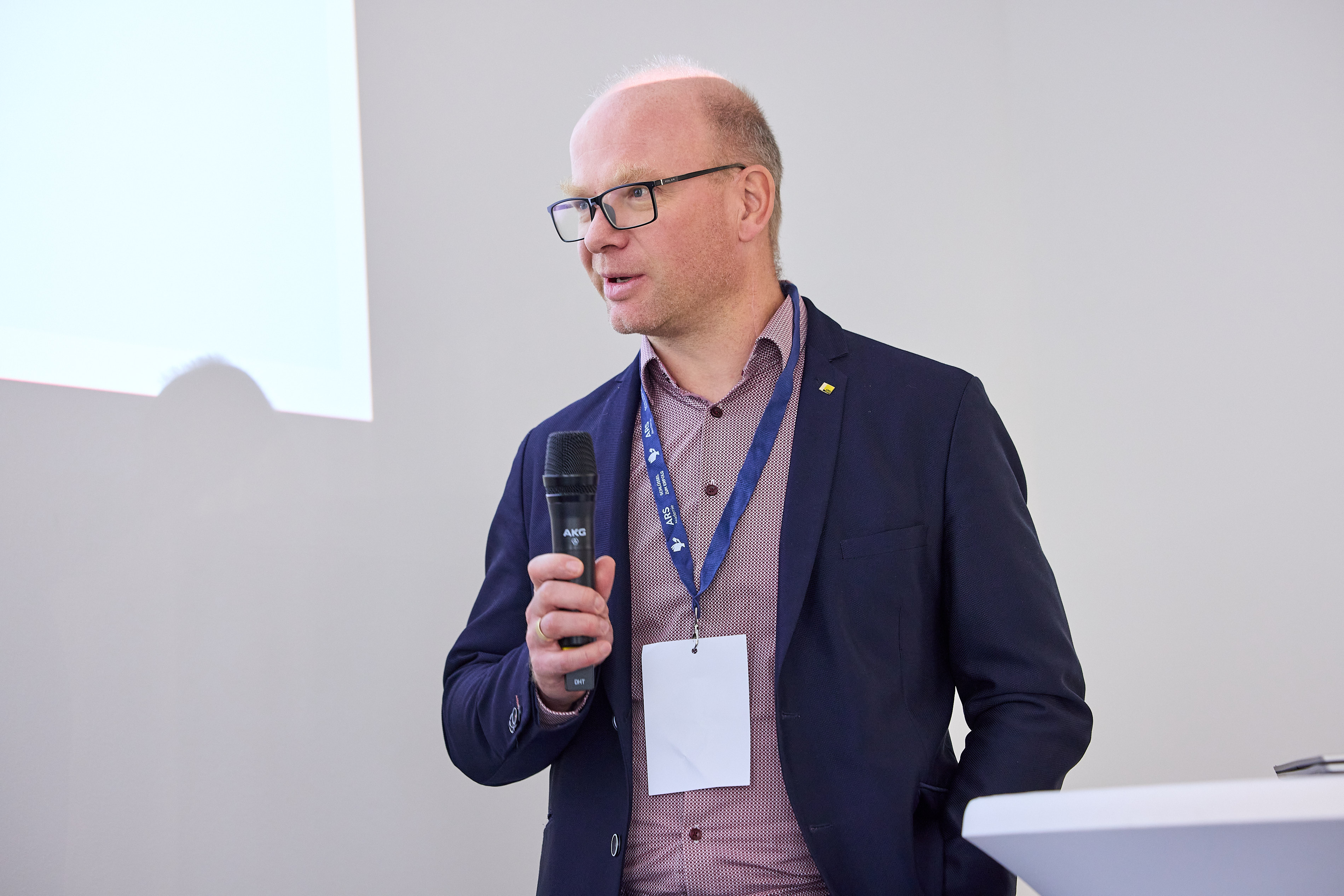 Stefan Thalmann bei Podiumsdiskussion 